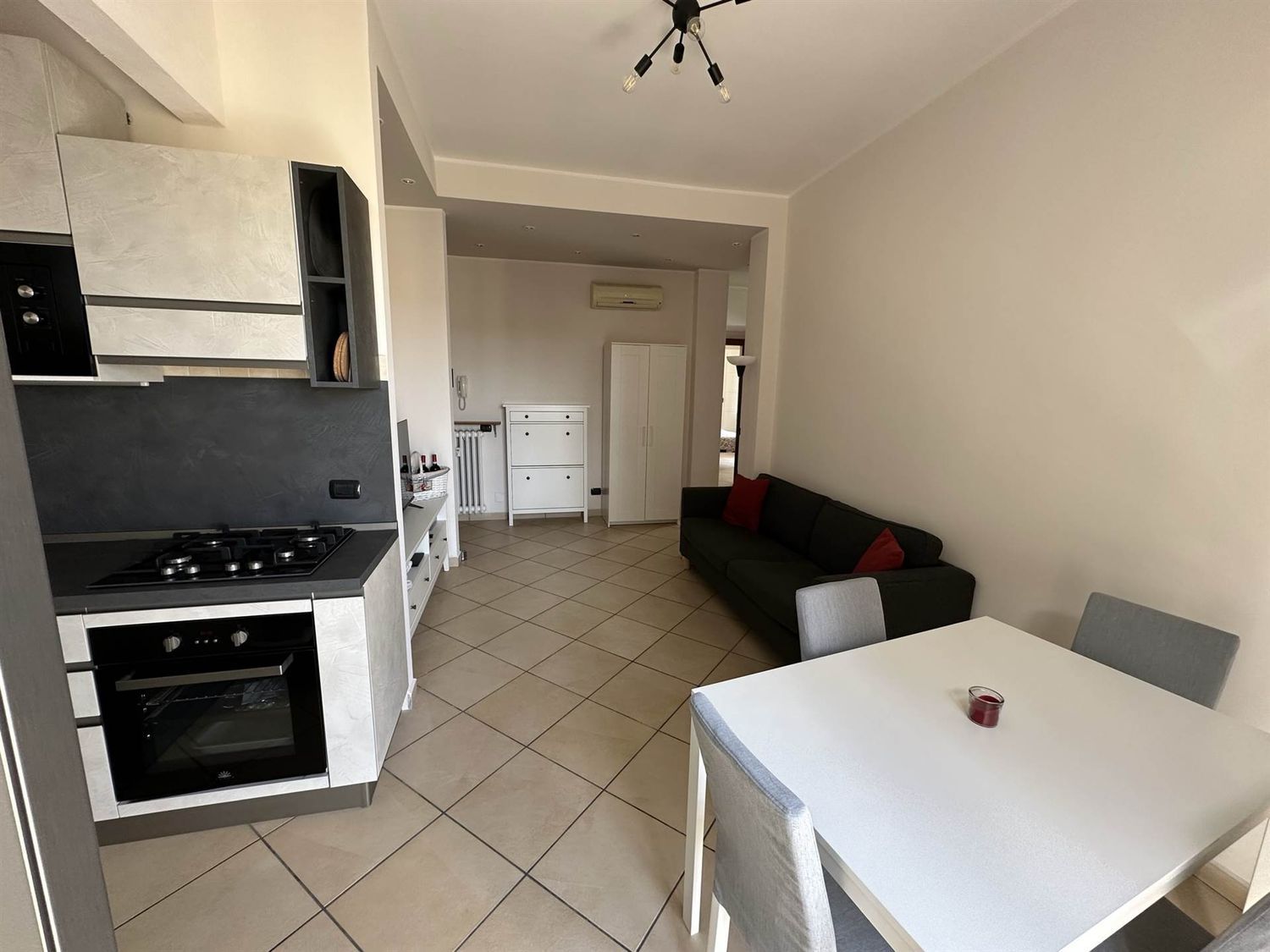 Trilocale in affitto in via amerigo vespucci 25, Monza