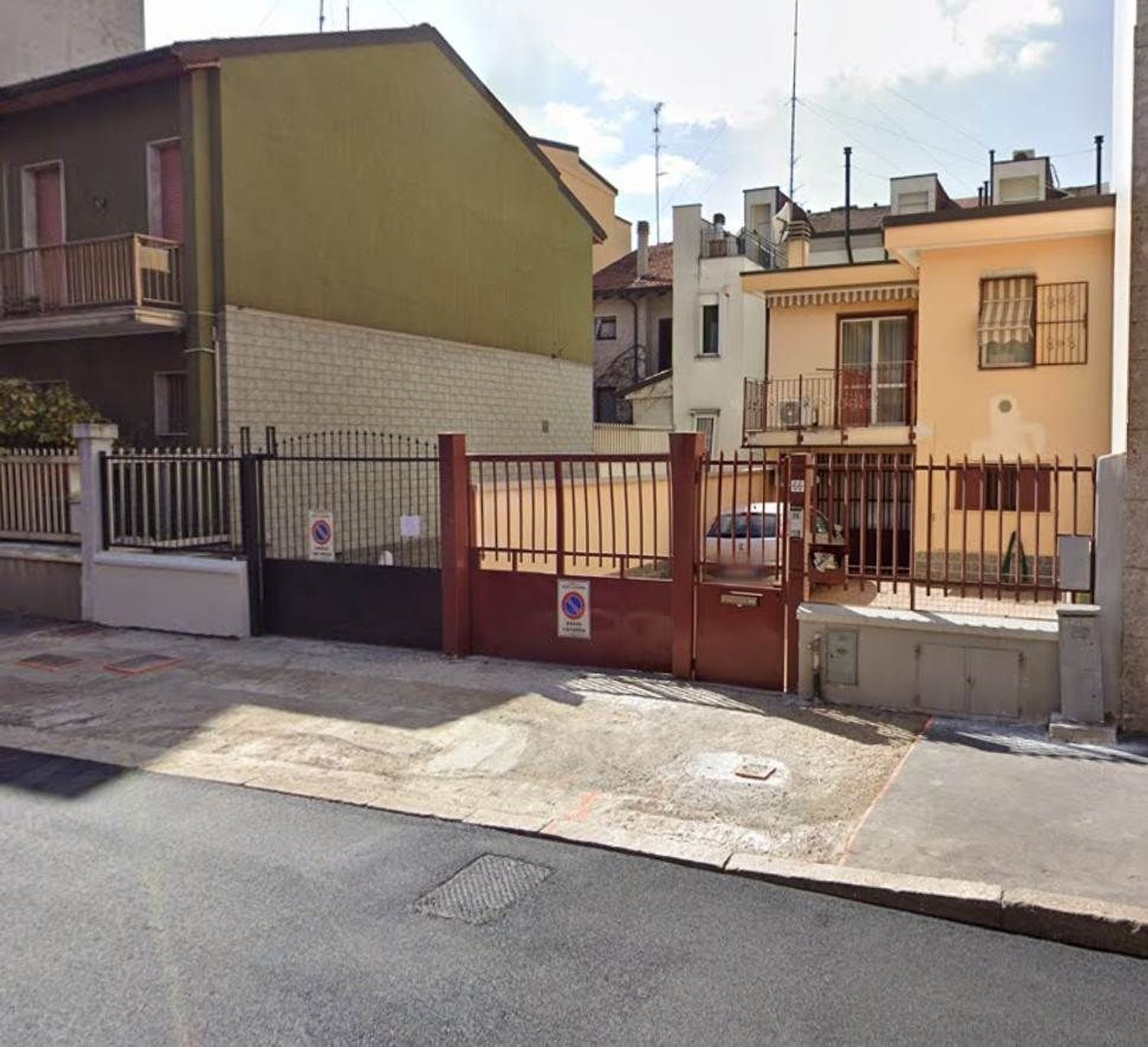 Box/Garage 13mq in affitto in via via eugenio villoresi 66, Sesto San Giovanni