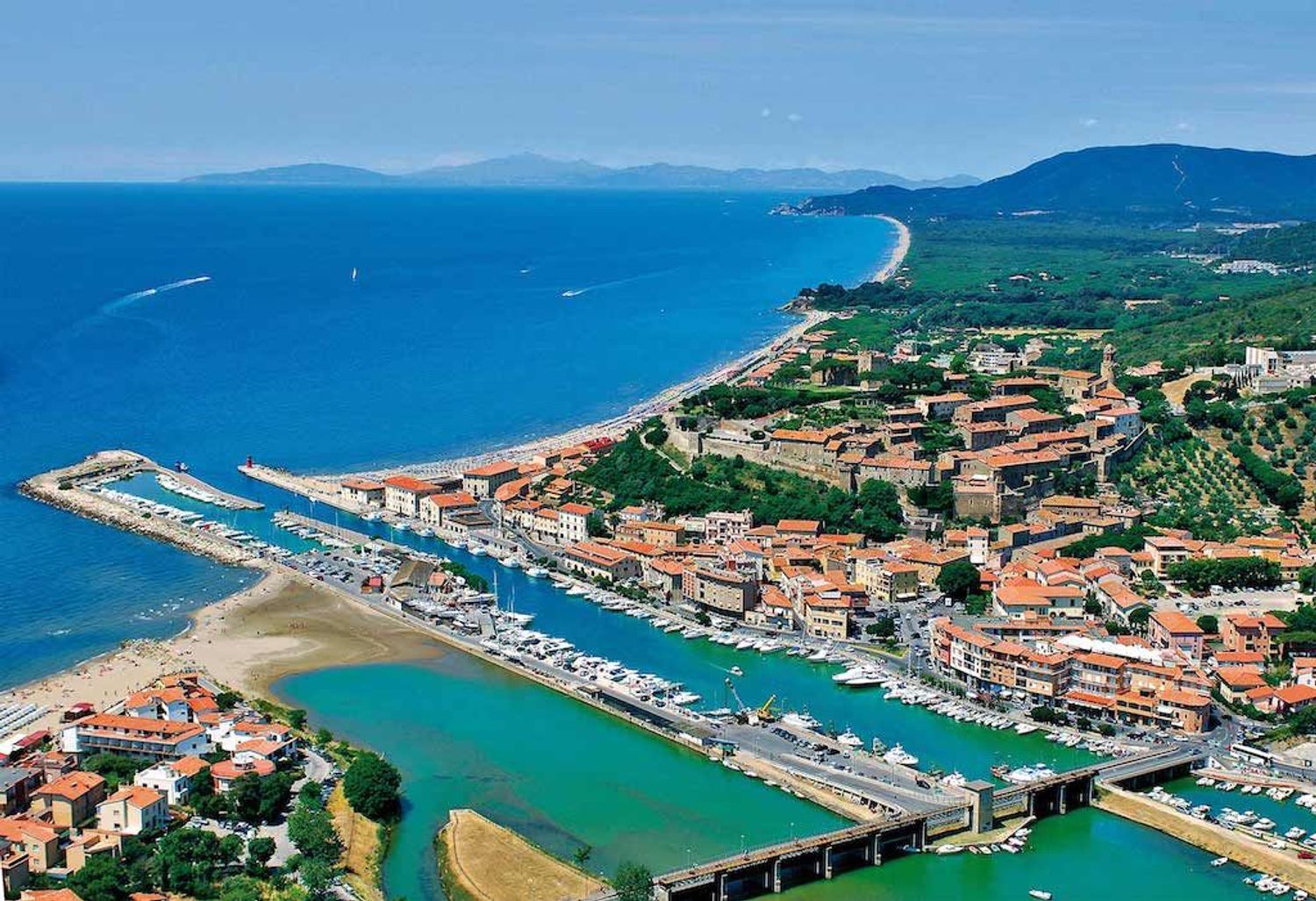 Villa in affitto in roccamare 15b, Castiglione della Pescaia