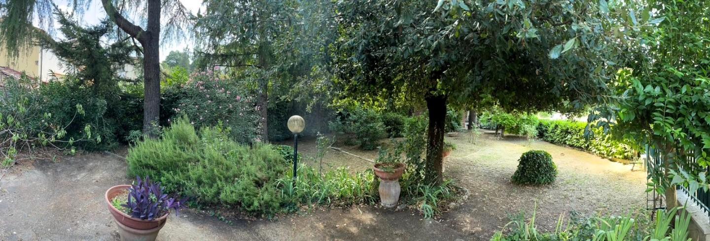 Villa con giardino a Poggibonsi