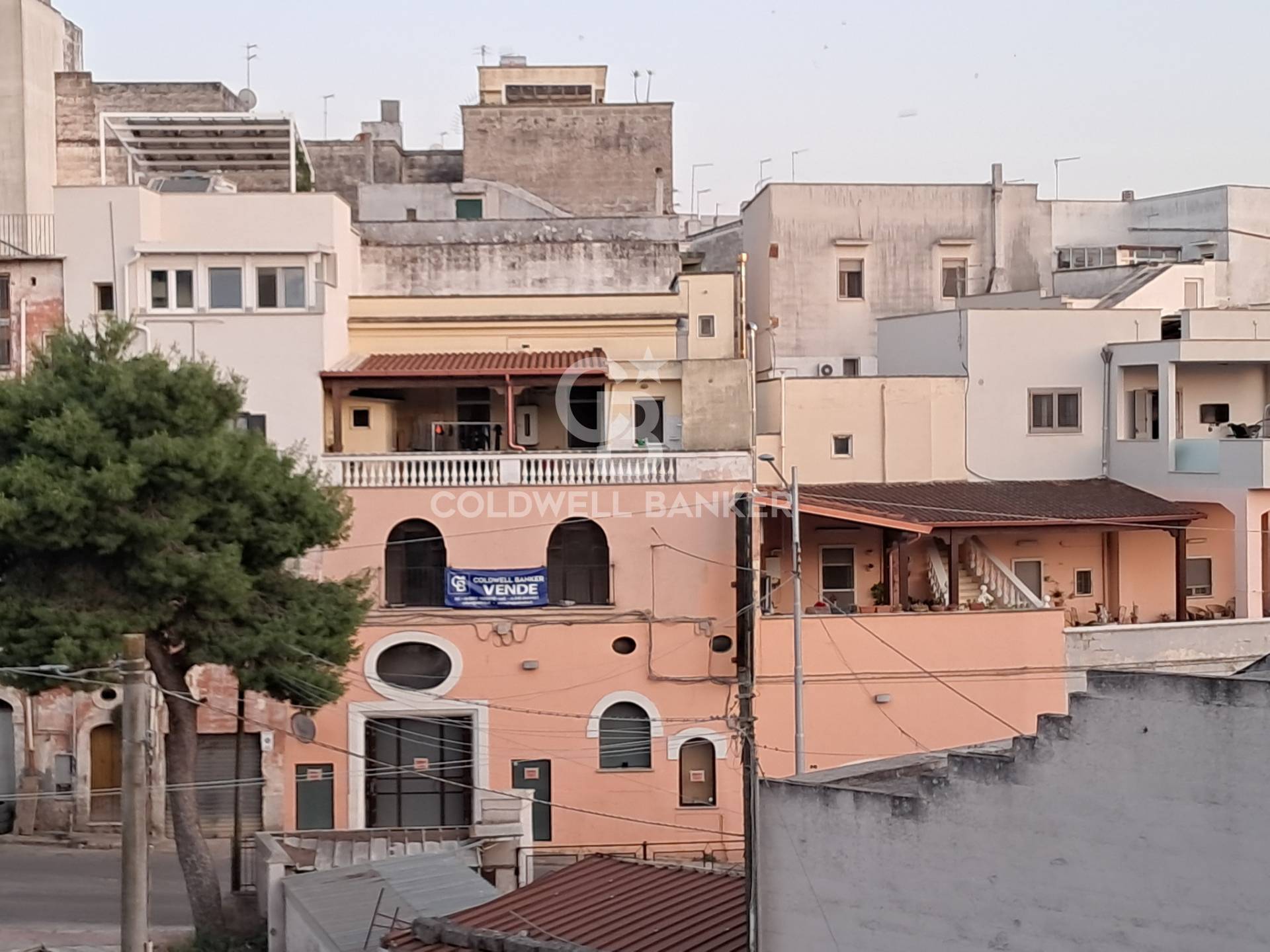 Locale commerciale in vendita a Grottaglie