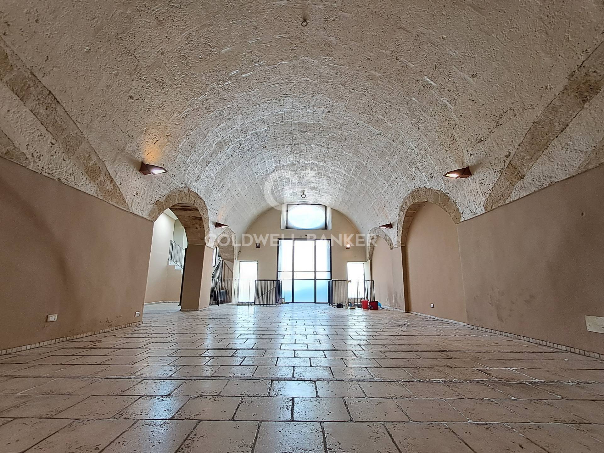 Locale commerciale in vendita a Grottaglie