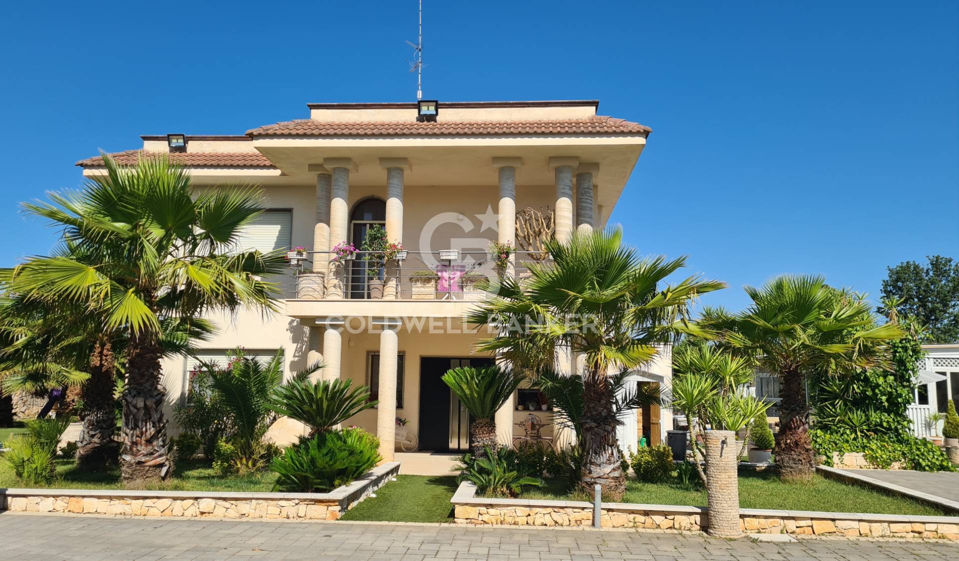 Villa bifamiliare in vendita a Martina Franca