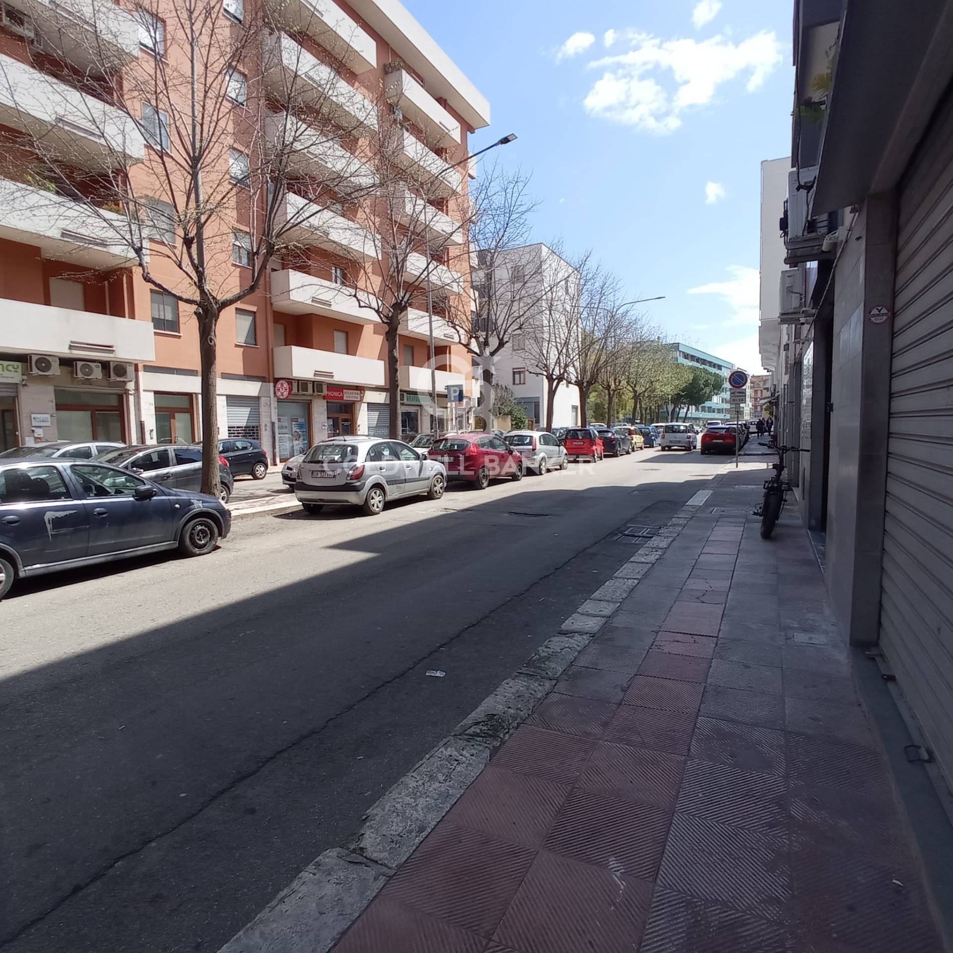 Locale commerciale in affitto a Brindisi, S. Chiara