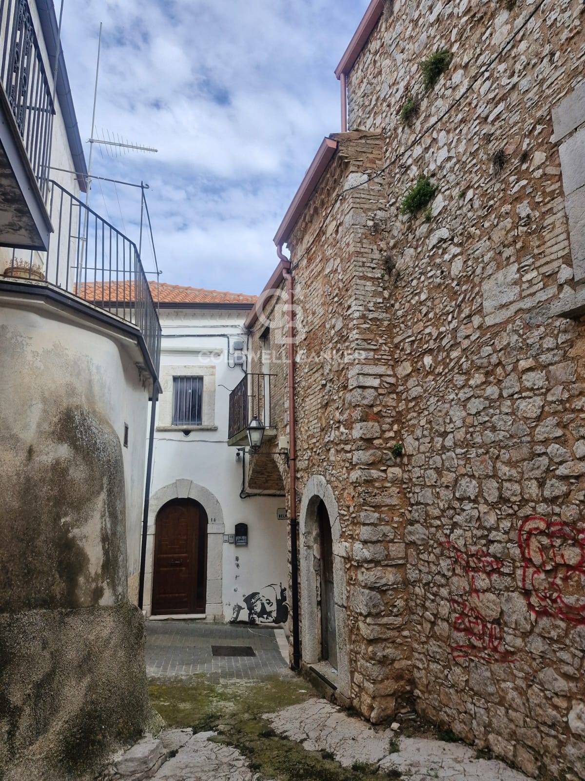 Casa indipendente in vendita a Rignano Garganico