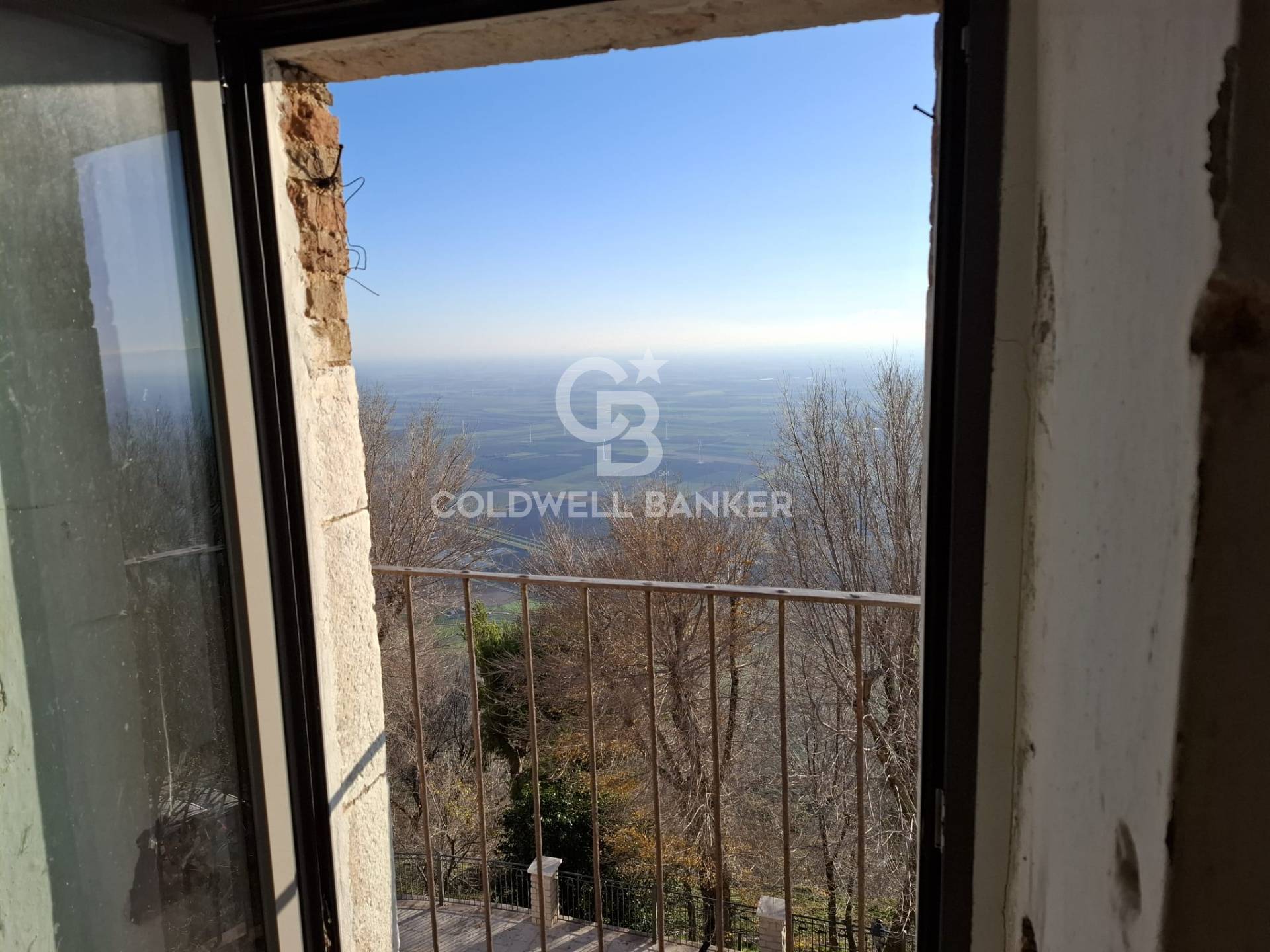 Casa indipendente in vendita a Rignano Garganico