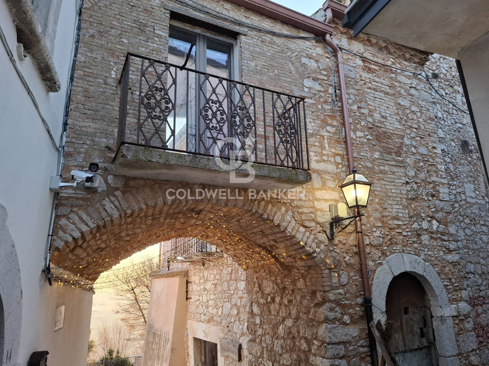 Casa indipendente in vendita a Rignano Garganico