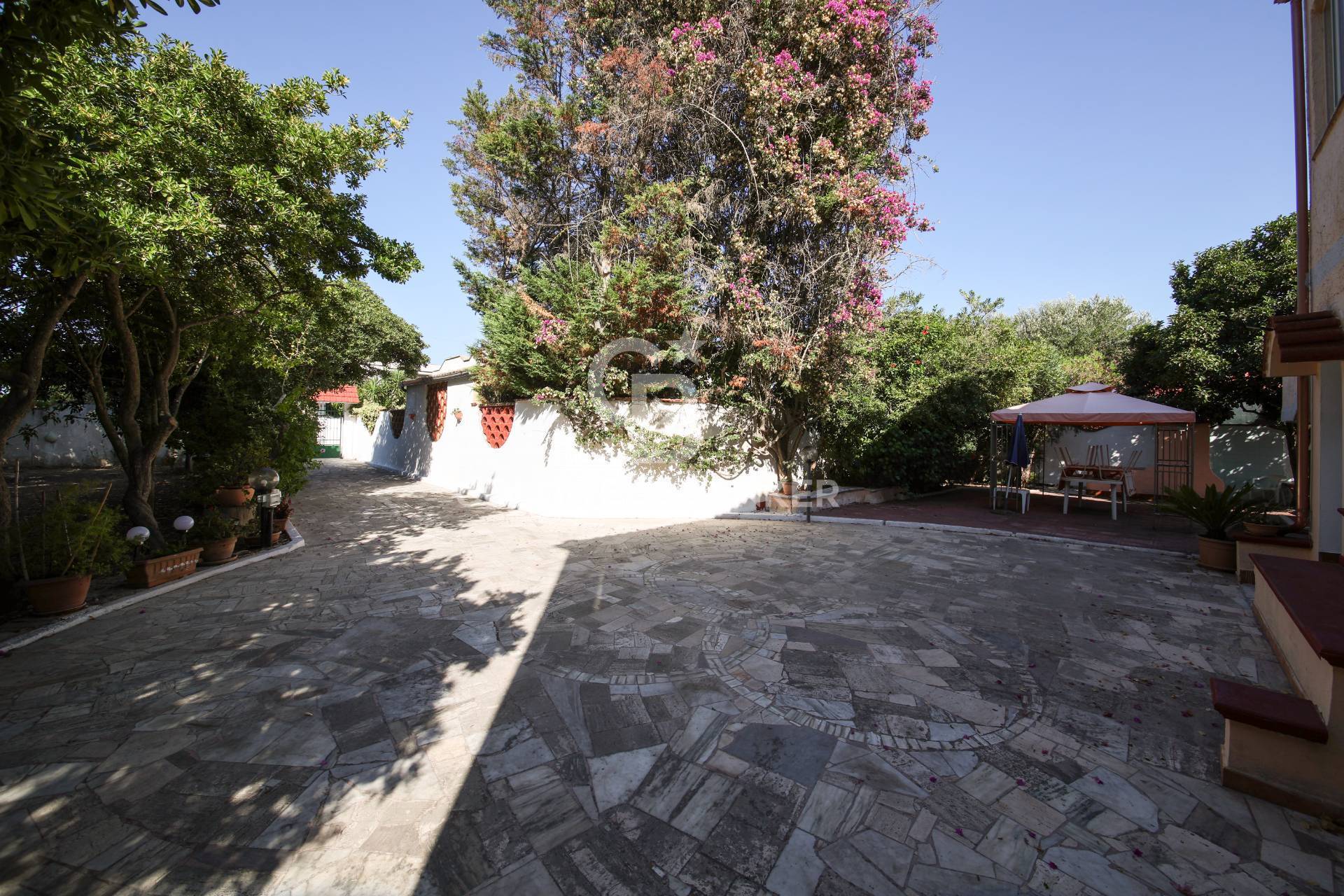 Villa in vendita a Torchiarolo, Lendinuso