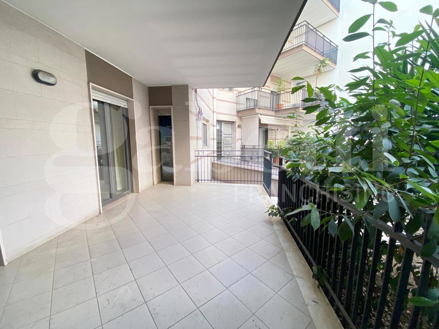 Quadrilocale con giardino a Andria