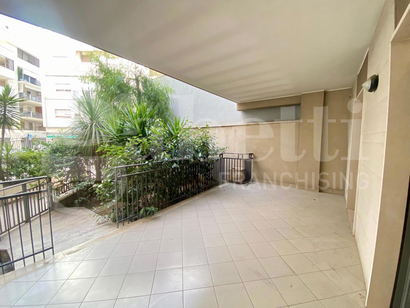 Quadrilocale con giardino a Andria