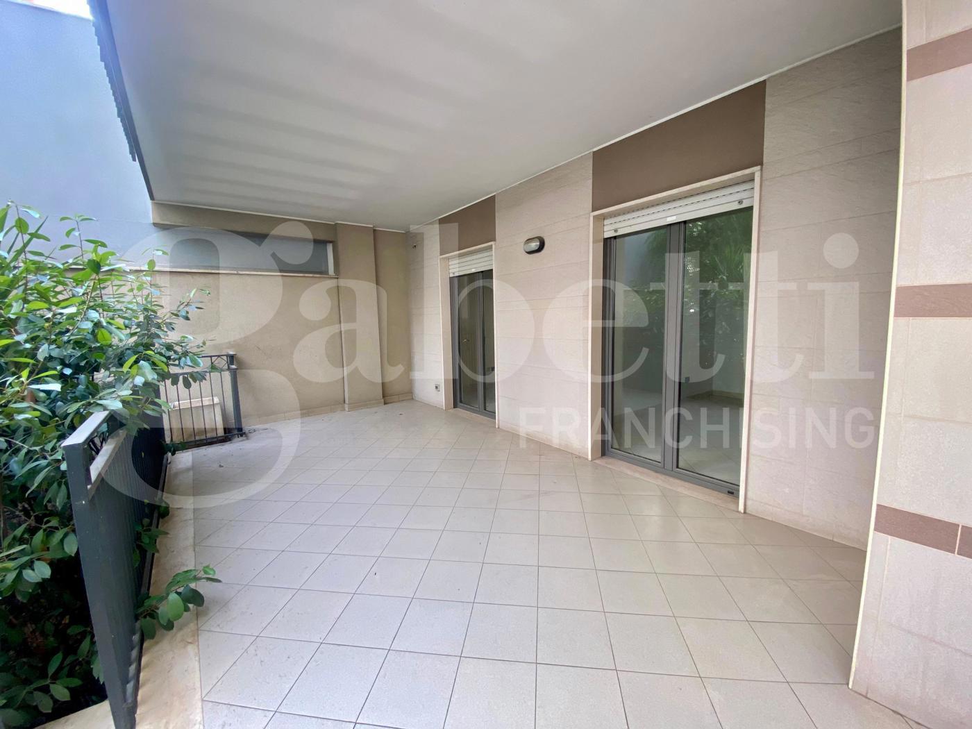 Quadrilocale con giardino a Andria