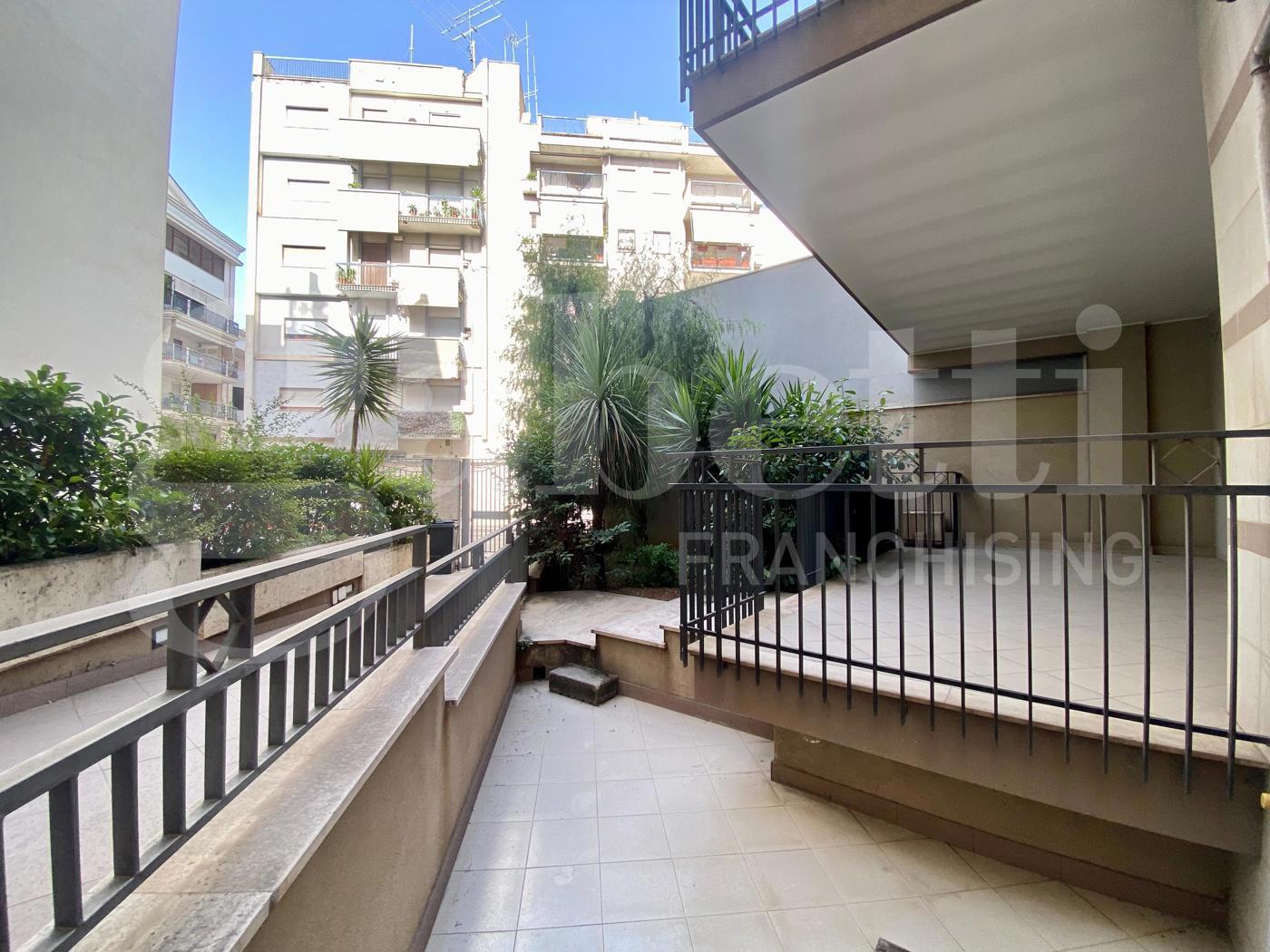 Quadrilocale con giardino a Andria