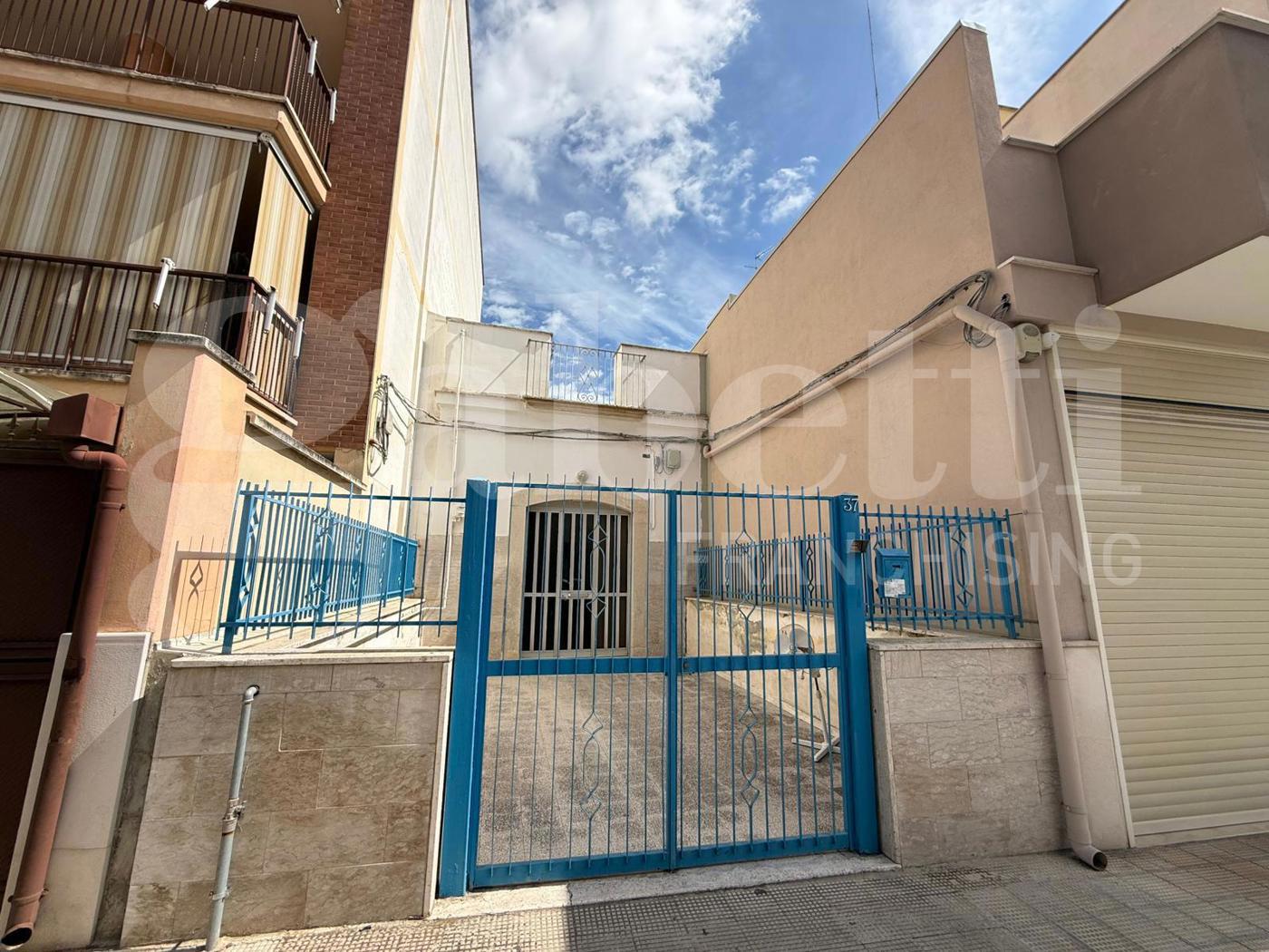 Casa indipendente da ristrutturare a Andria