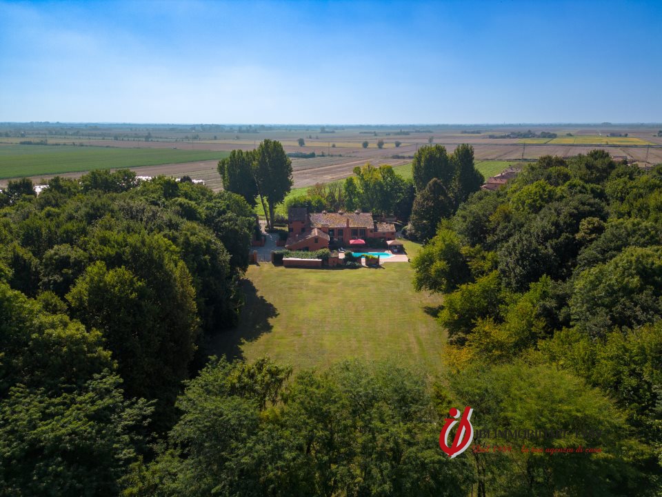 Villa in vendita a San Bellino