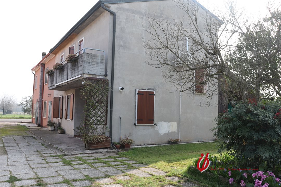 Casa indipendente in vendita a Buttapietra