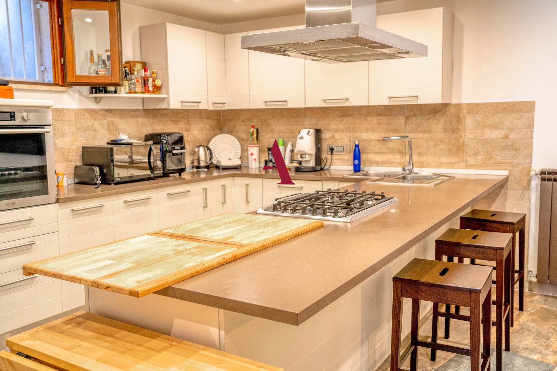 VILLA BIFAMILIARE in vendita a Avellino