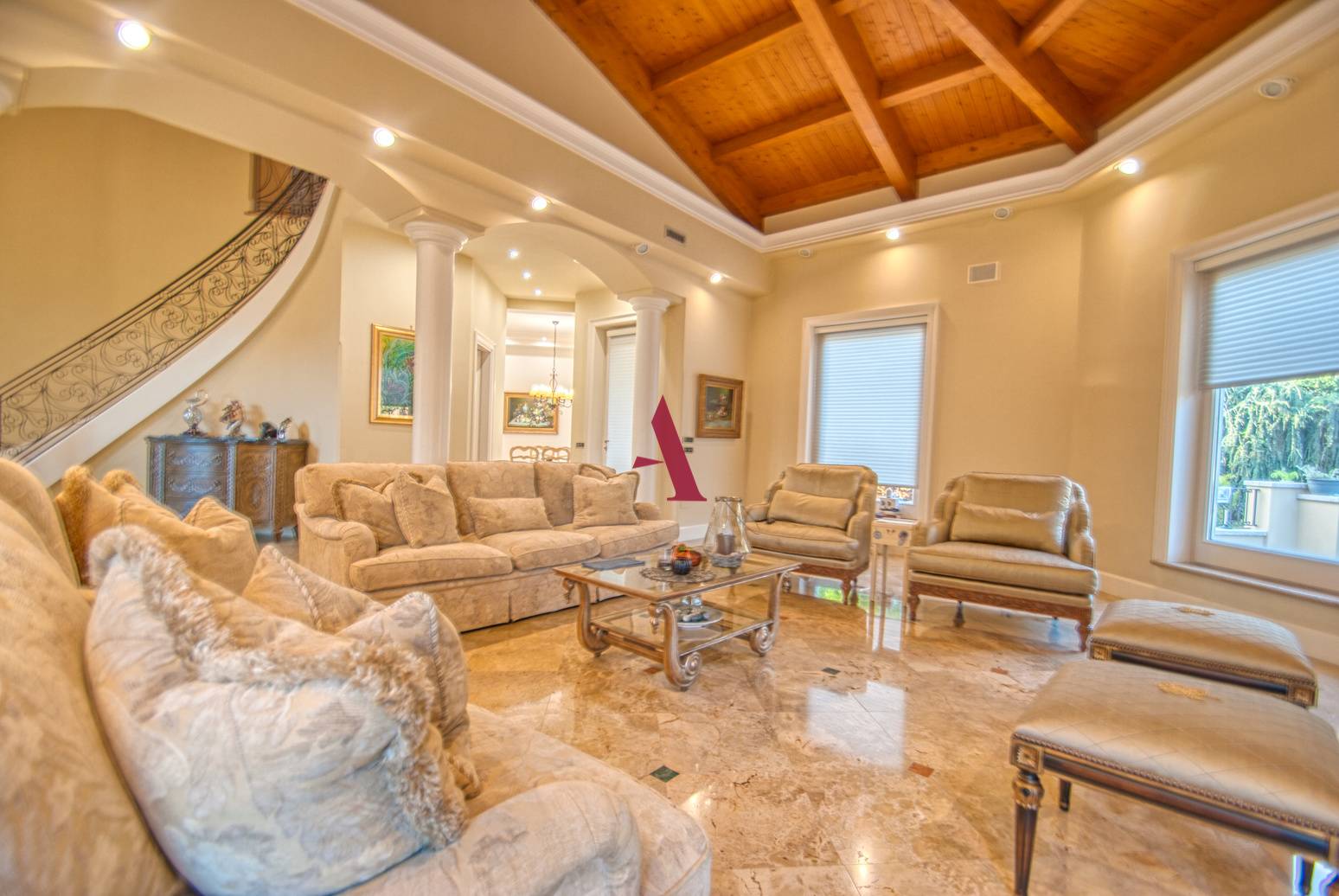 VILLA SINGOLA in vendita a Forino