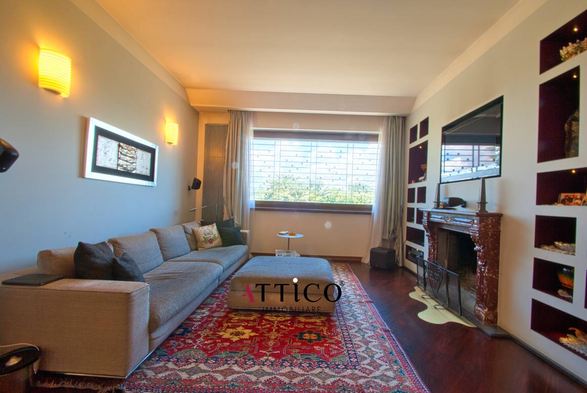 VILLA SINGOLA in vendita a Avellino