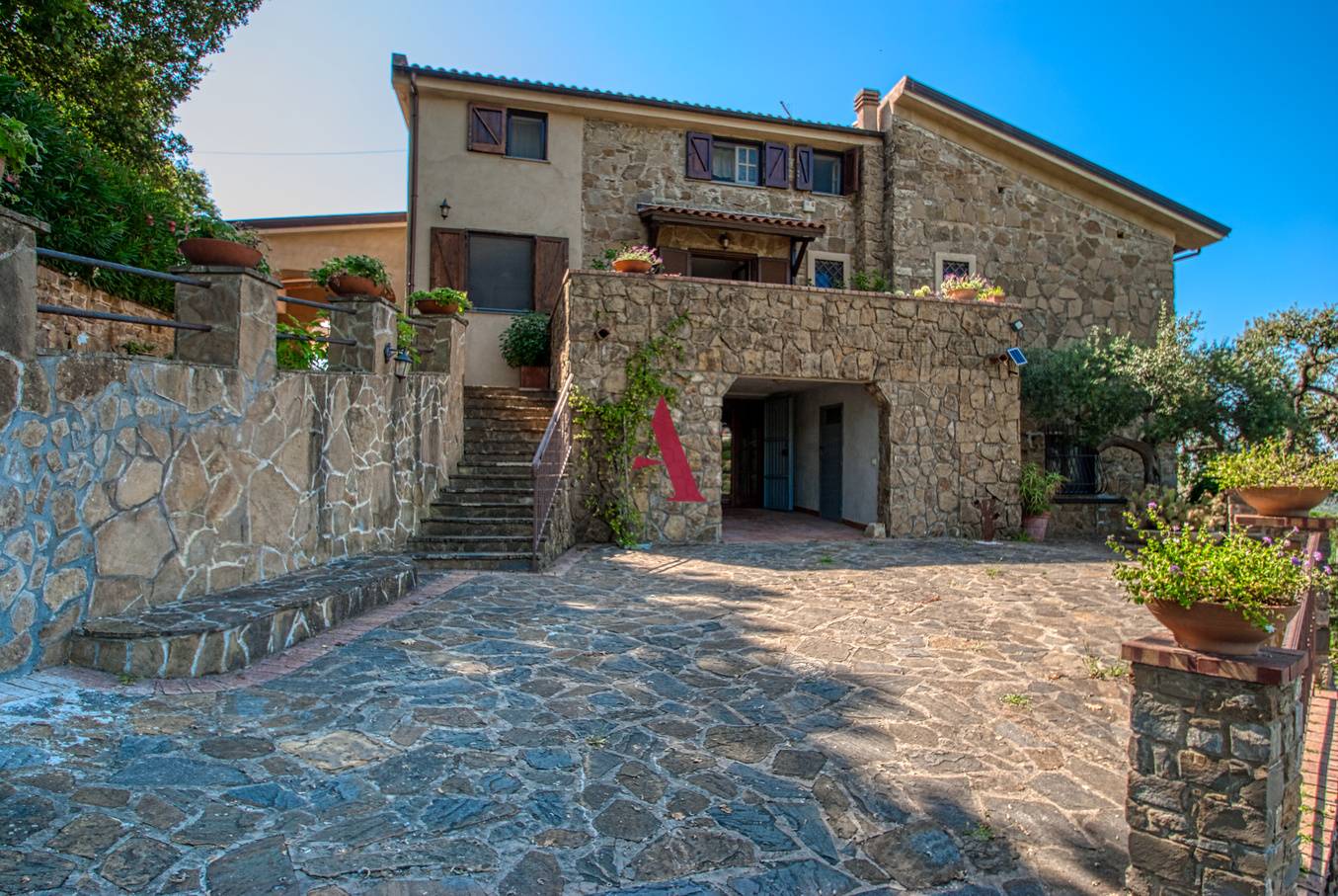 VILLA SINGOLA in vendita a Castellabate