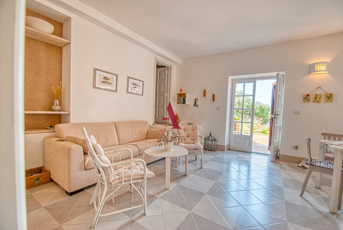 VILLA SINGOLA in vendita a Castellabate