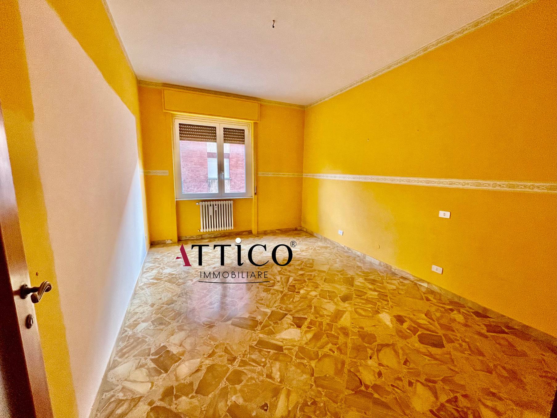 4 VANI in vendita a Avellino