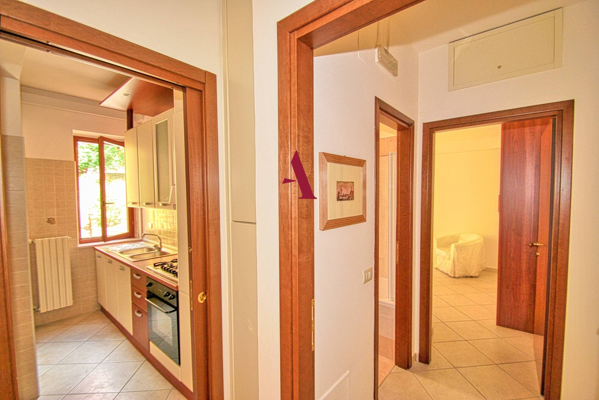 2 VANI in vendita a Avellino