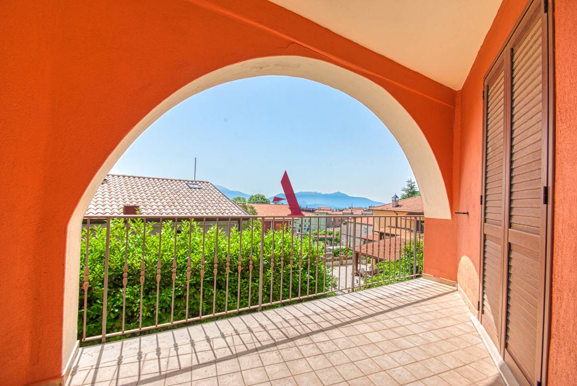 VILLA SINGOLA in vendita a Ospedaletto d'Alpinolo