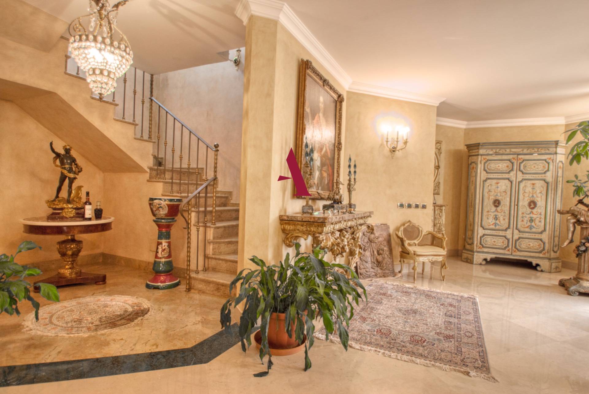 VILLA SINGOLA in vendita a Avellino