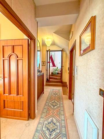 VILLA BIFAMILIARE in vendita a Avellino