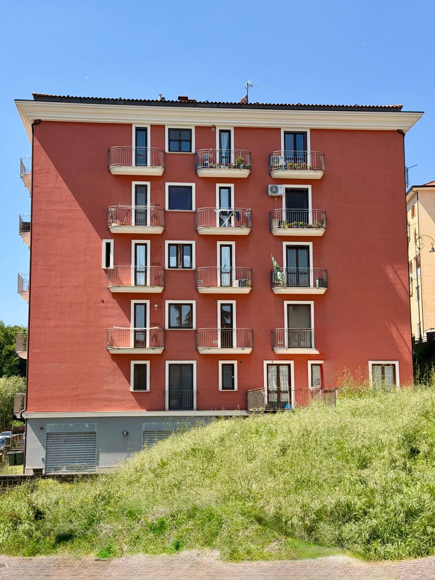 3 VANI in vendita a Avellino