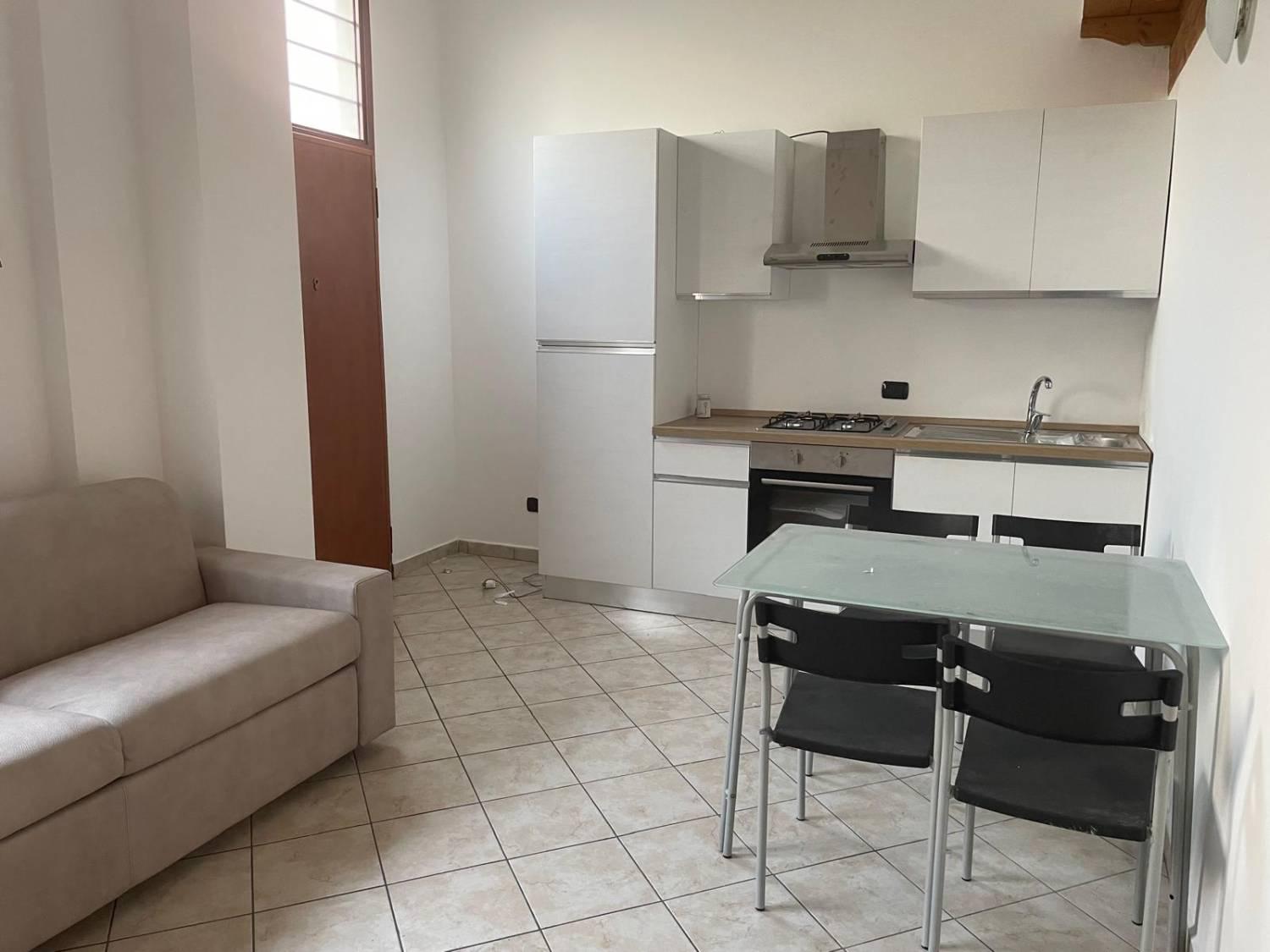 Monolocale arredato in affitto a Sesto San Giovanni