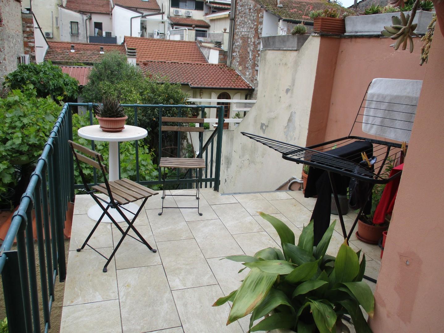 Casa indipendente con giardino, Viareggio centro