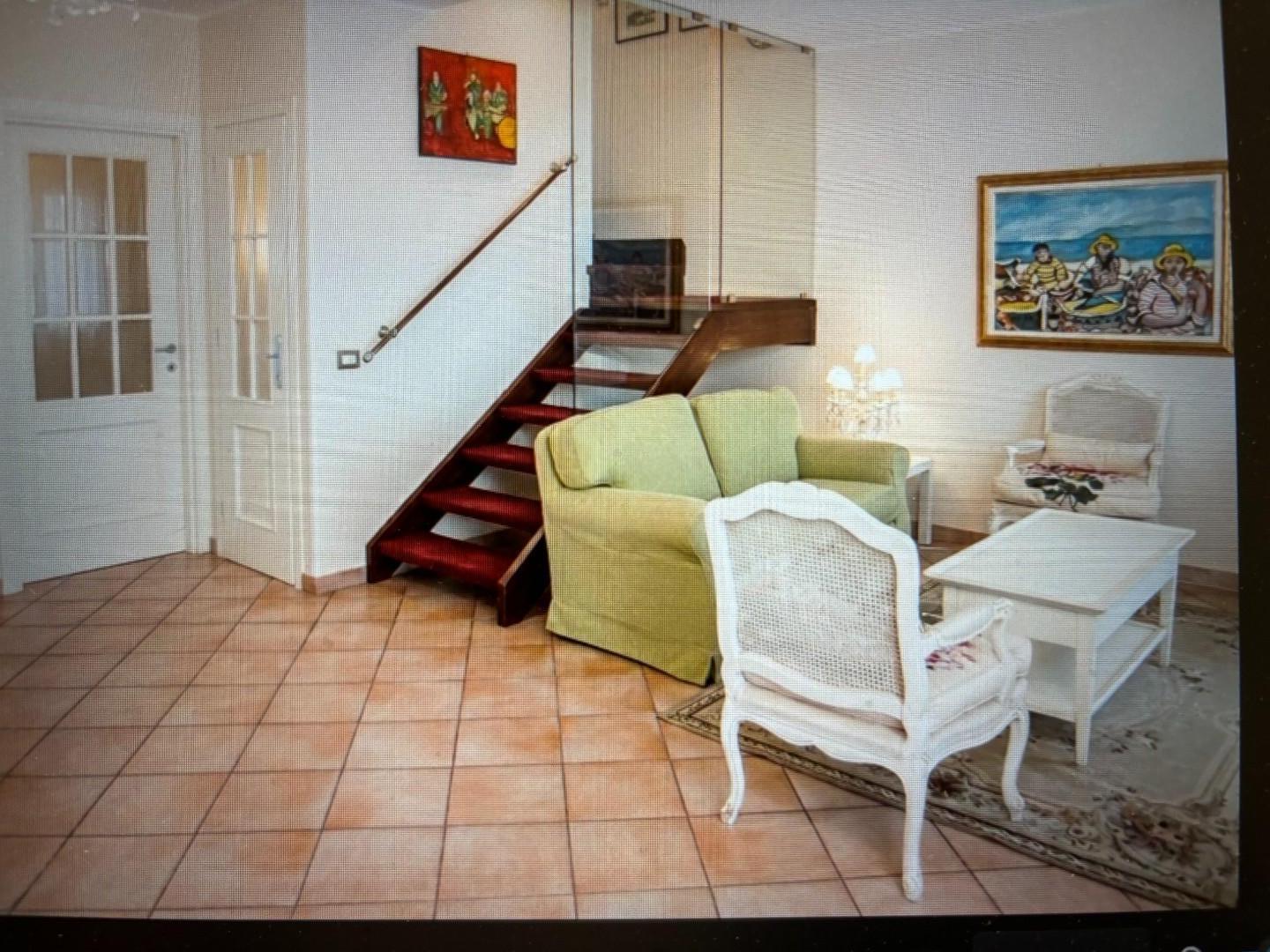 Attico con terrazzo, Viareggio centro mare