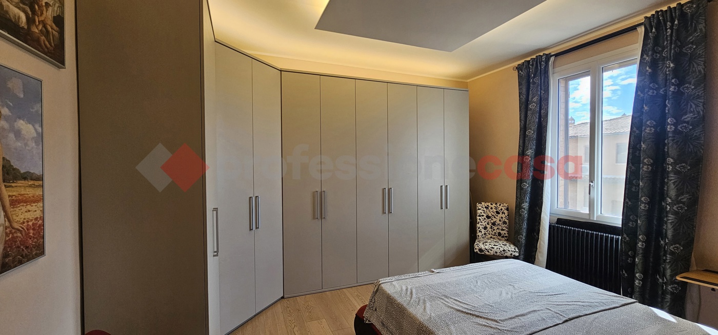 Trilocale in affitto a Asciano