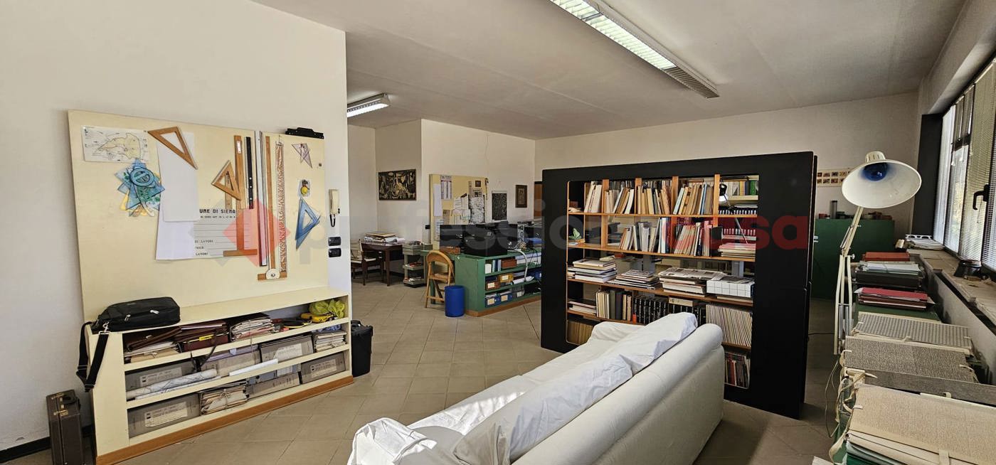 Ufficio in vendita a Siena