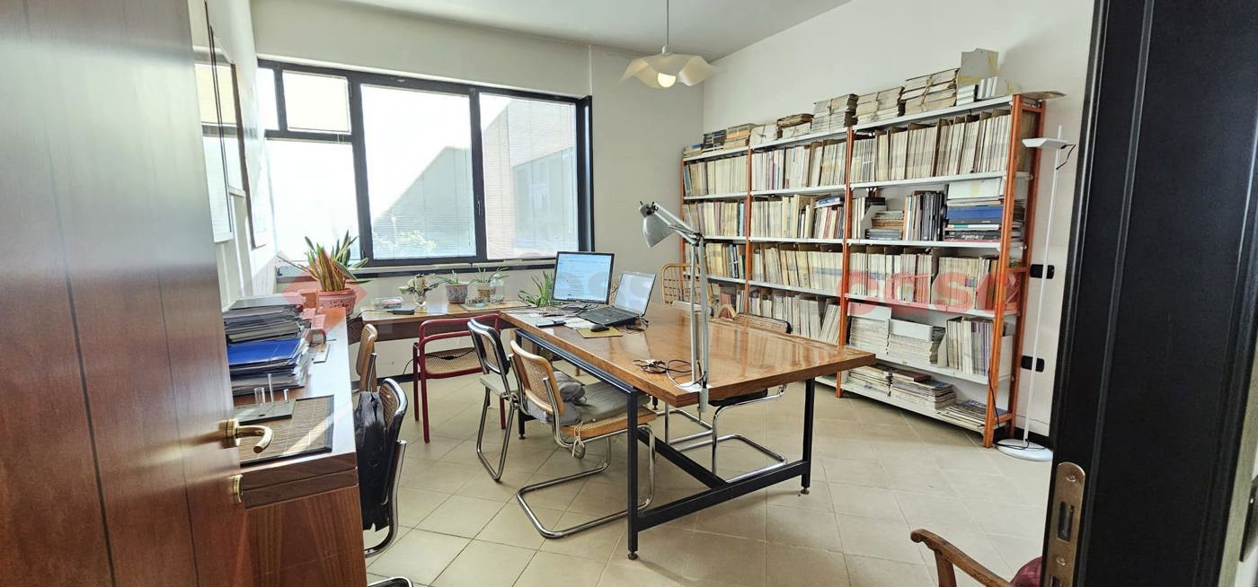 Ufficio in vendita a Siena