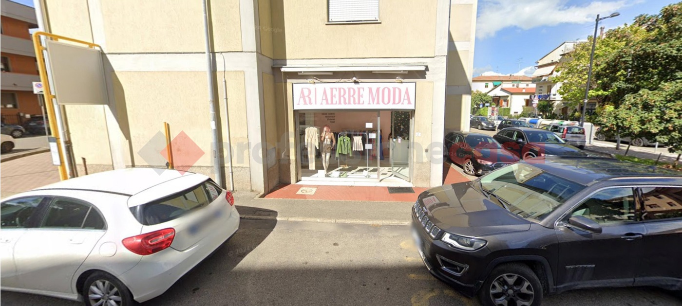 Negozio in affitto a Poggibonsi