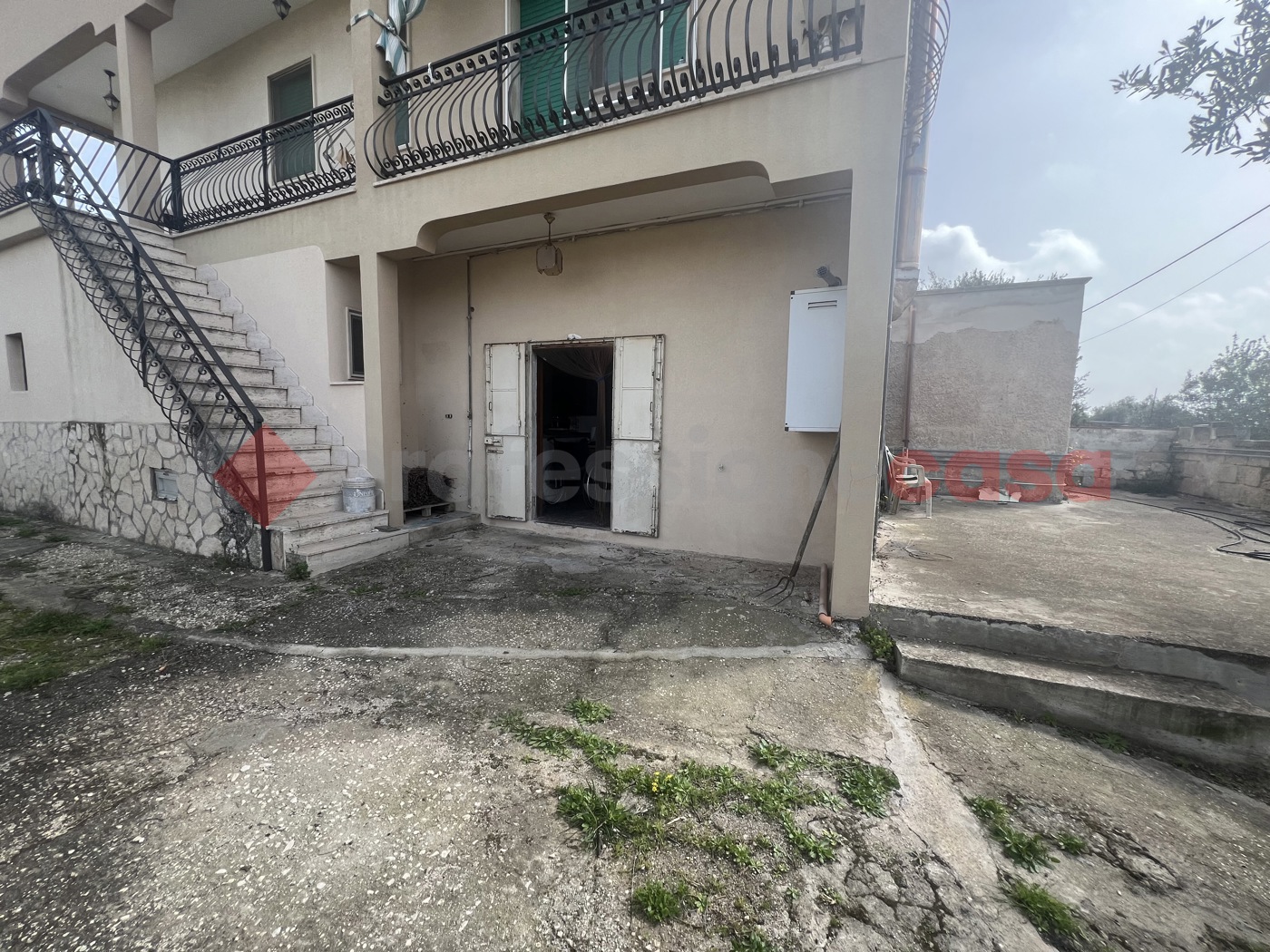 Quadrilocale con giardino a Statte