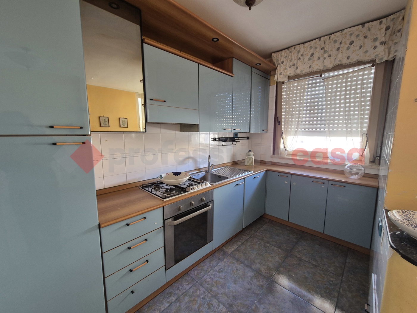 Quadrilocale con box a Taranto