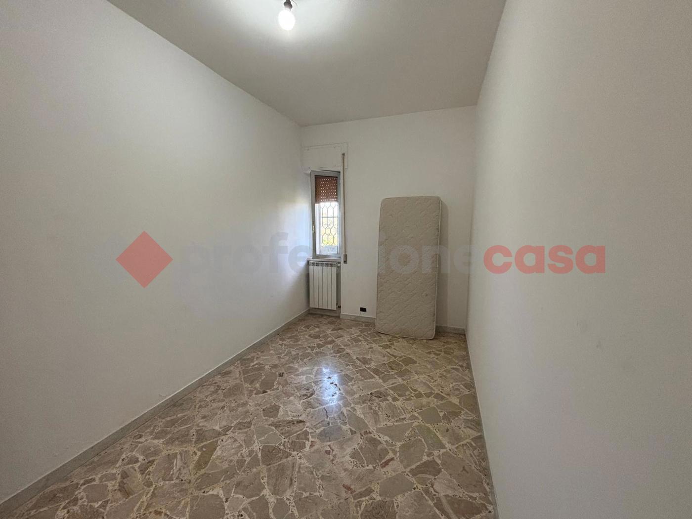 Quadrilocale con giardino a Statte