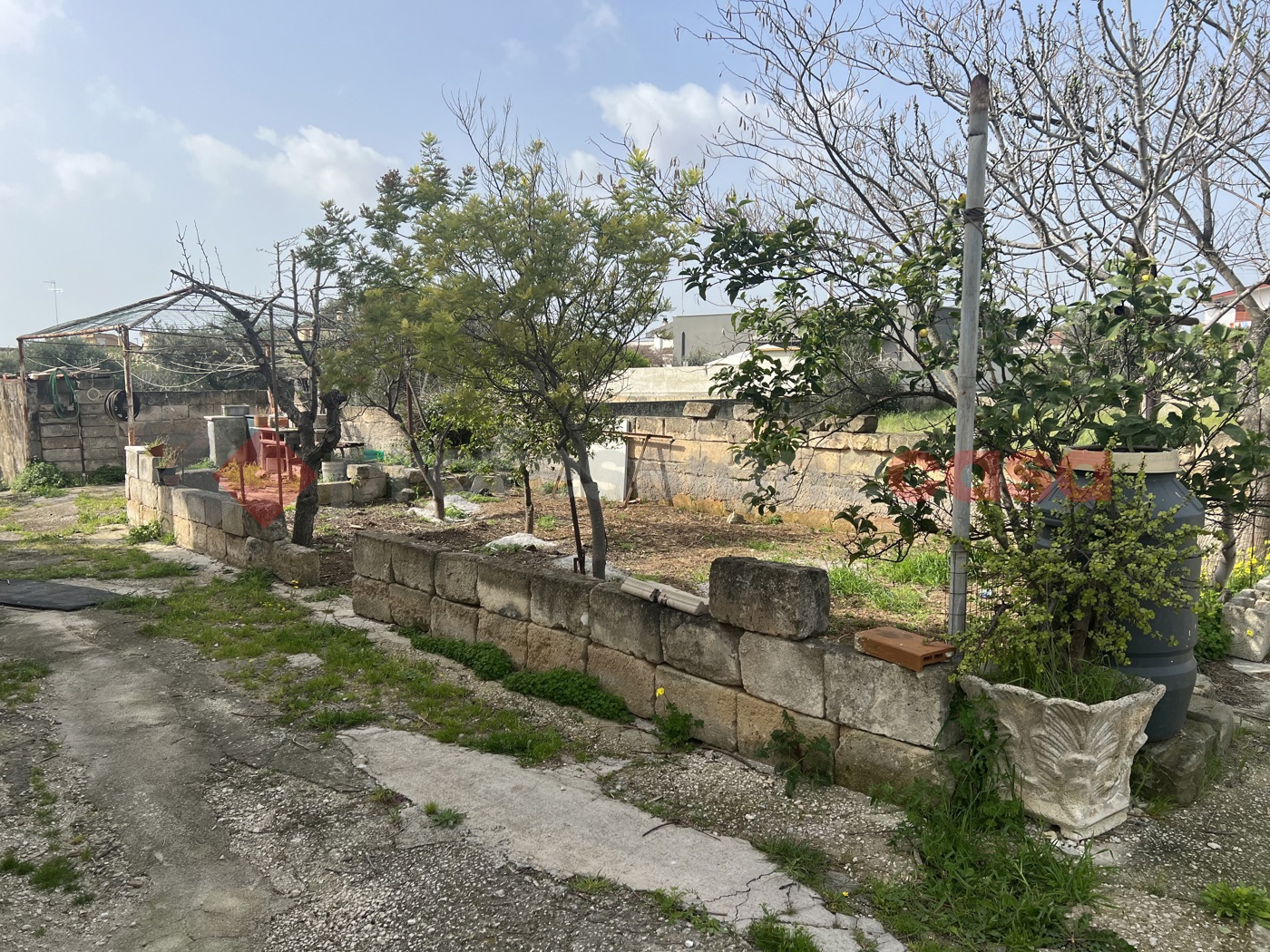 Quadrilocale con giardino a Statte