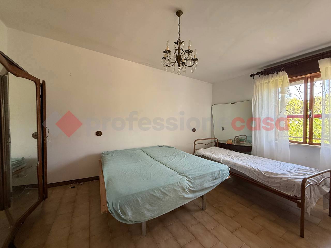 Villa con giardino a Taranto