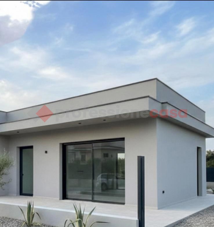 Villa con giardino a Taranto