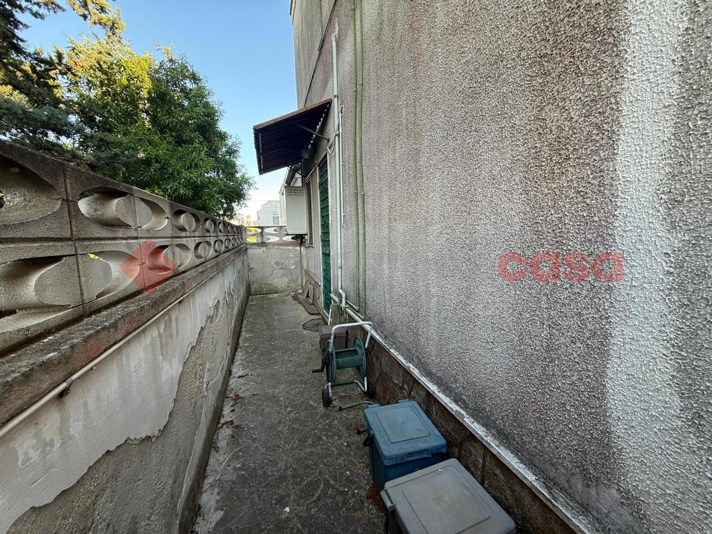 Casa indipendente con giardino a Taranto