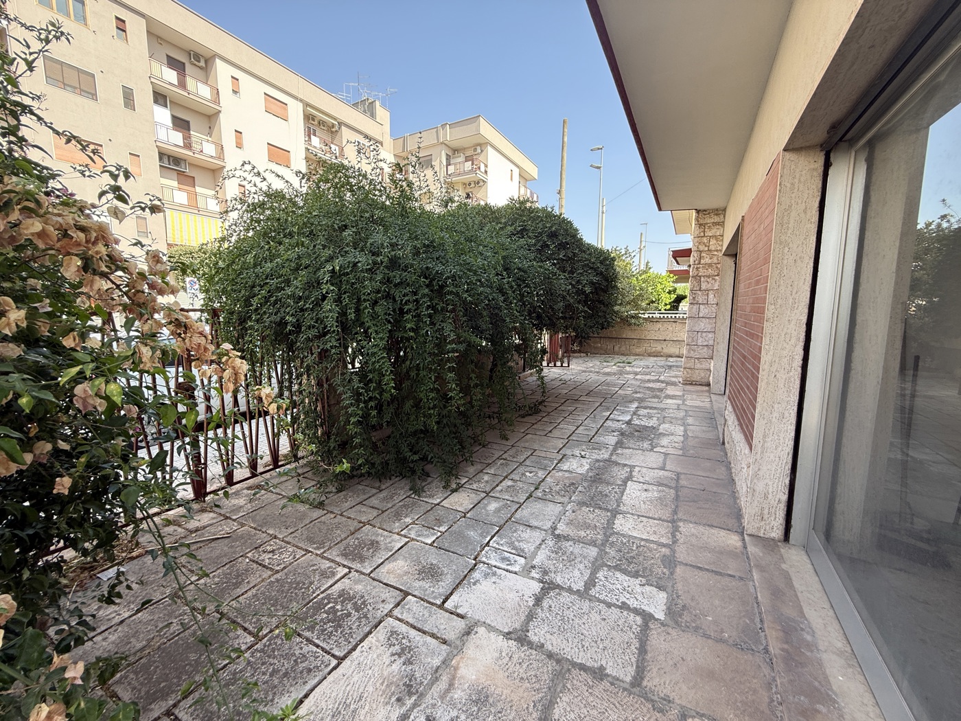 Stabile/Palazzo con giardino a Statte