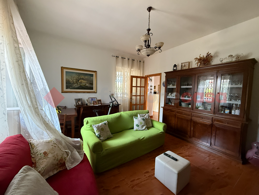 Villa con giardino a Taranto