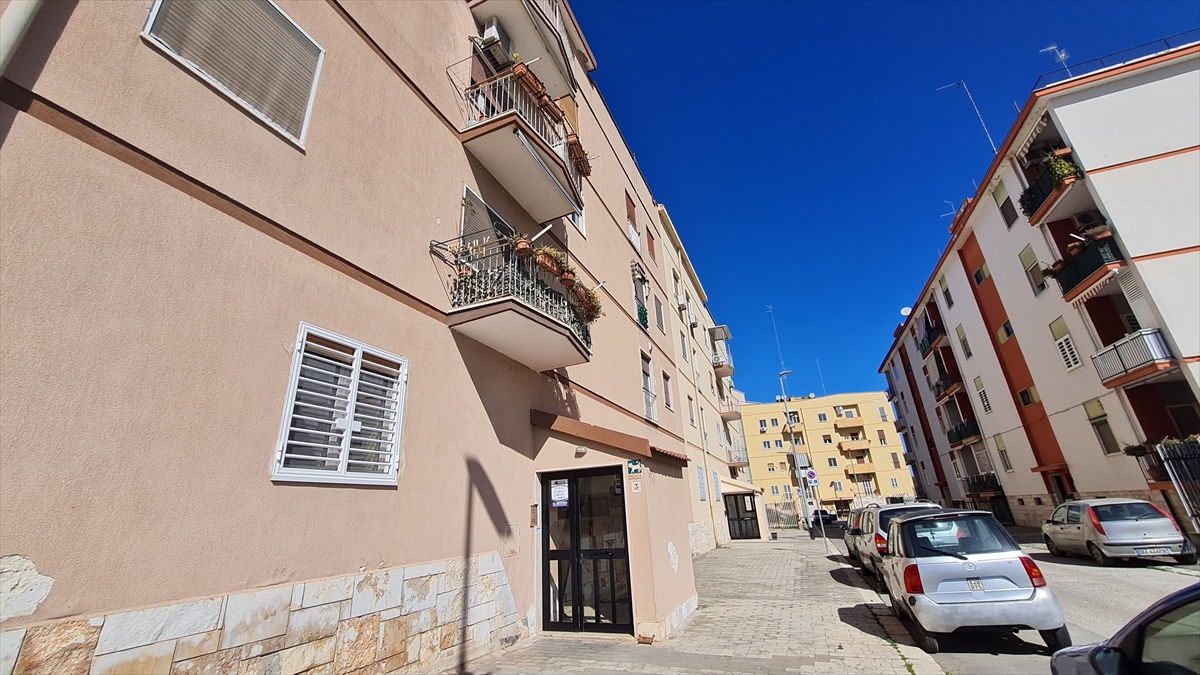 Appartamento in vendita in via cagliari 3, Bari