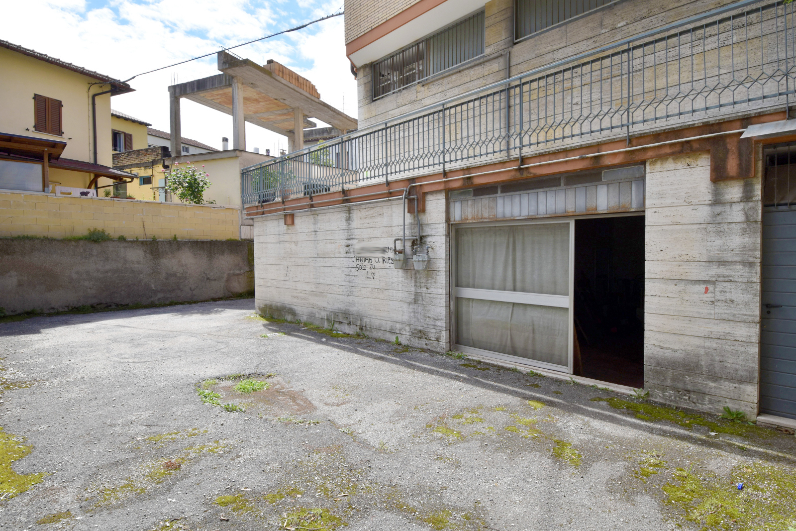 Box/Garage 110mq in vendita a Ascoli Piceno