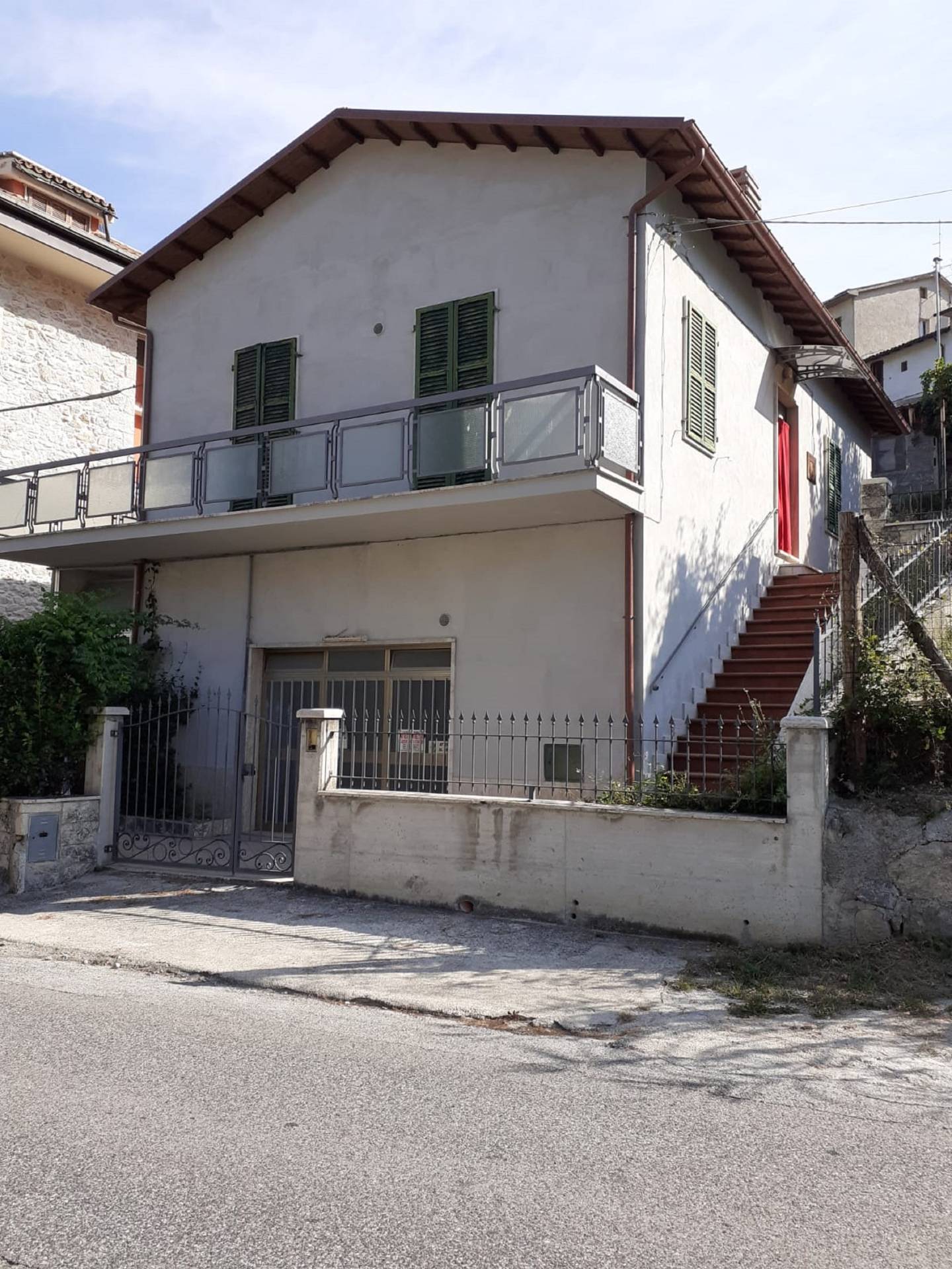 Casa indipendente in vendita, Ascoli Piceno castel trosino