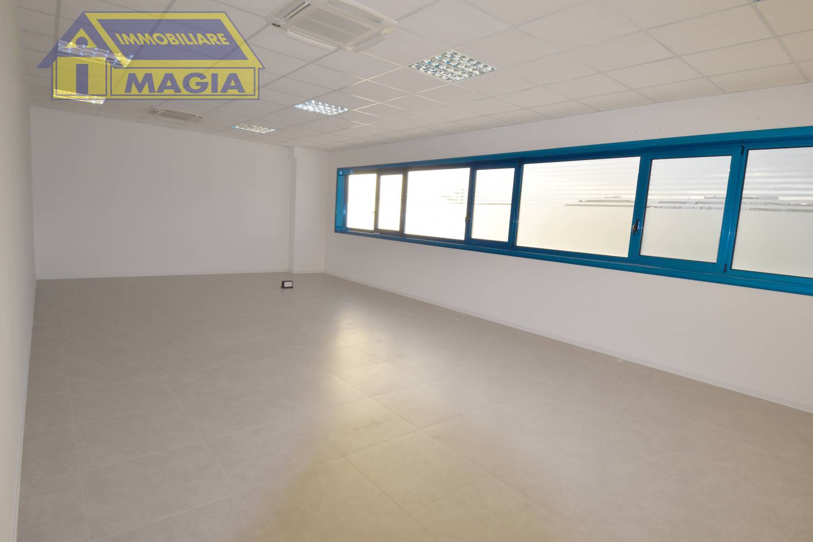 Ufficio in vendita a Ascoli Piceno